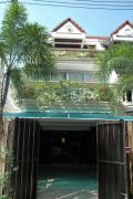 Townhouse On Pratumnak Hill บ้าน สำหรับขาย ใน เขาพระตำหนัก